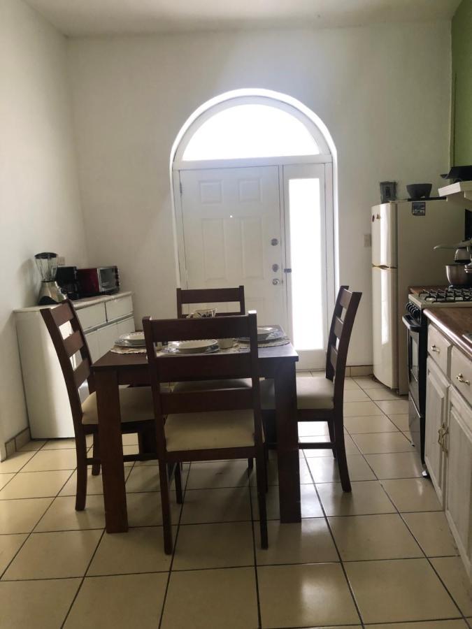 אידלגו דל פראל Home Stay Maria מראה חיצוני תמונה