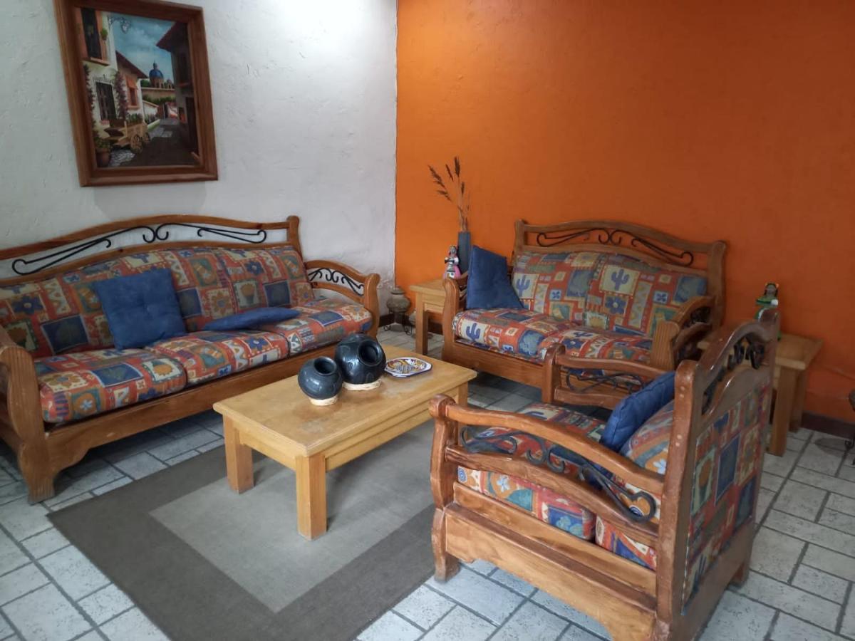 אידלגו דל פראל Home Stay Maria מראה חיצוני תמונה